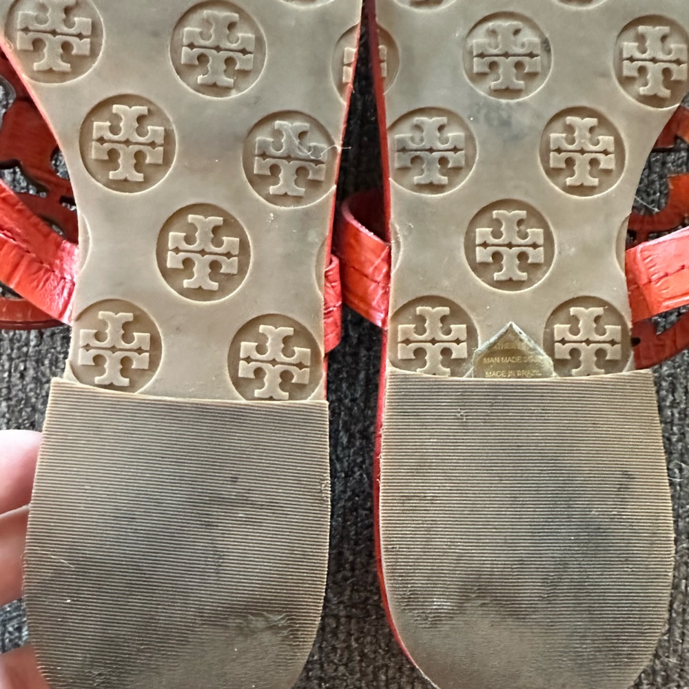 Tory Burch Miller Coral-Red Logo Thong Sandals Size 5.5 - Picture 11 of 12